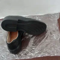 لباس زمستانی و کفش و جوراب نظامی