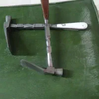 تیشه قند شکن