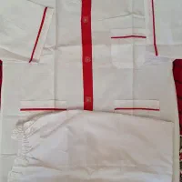 تعدادی لباس کار نانوایی