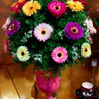 گلدان و گل مصنوعی خارجی|گل مصنوعی|یزد, |دیوار