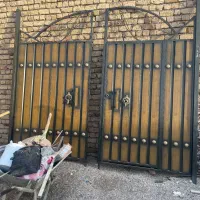 در آهنی باغ