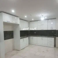 کابینت با نمای فوق العاده براق کد ۴۵۷۶۳