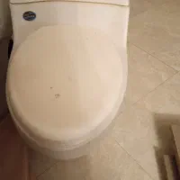 توالت فرنگی و روشویی کنجی سالم دست دوم