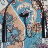 هندزفری200 مگابایت مموری هم می‌خوره سالم
