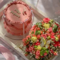 سفارش باکس کیک و گل و مینی کیک خواستگاری