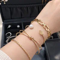 بنگل و دستبند پک ۴ عددی بدلیجات