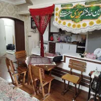 آپارتمان زیبا، تخلیه در محله نیکنام