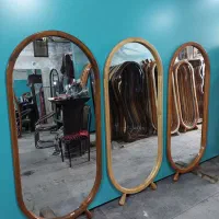 آینه قدی و کافی بار
