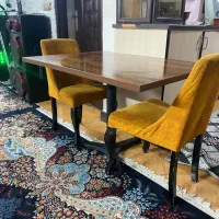 میز ناهارخوری ۶ نفره چوبی با دوتا صندلی