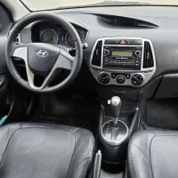 هیوندا  i20  بسیار تمیز ۲۰۱۳   اتوگالری بهادر