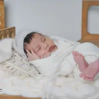 آتلیه عکاسی مادر وکودک(دارای لباس)