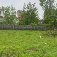 فروش یک قطعه زمین ۳۰۰متری