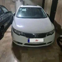 سراتو ۲۰۰۰ اتومات آپشنال صفر سفید مدل 98