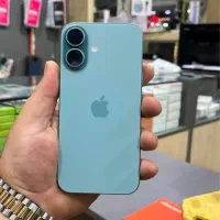 آیفون ۱۶ نرمال در حد آکبند ۲۵۶ گیگ سبز