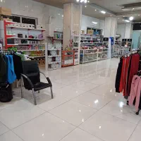 استخدام فروشنده خانم