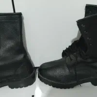 پوتین سربازی|کیف، کفش، کمربند|دورود, |دیوار