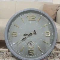 ساعت دیواری