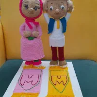 دختر و پسر نمازگزار