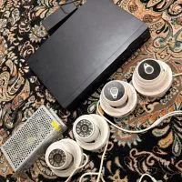 دوربین به همراه وسایل کامل و کابل