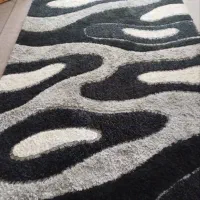 دو عدد فرش شش متری