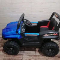 ماشین شارژی|اسباب‌بازی بچه|شیراز, شهرک مهدی‌آباد|دیوار