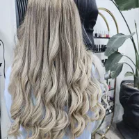 سالن زیبایی