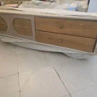 میز تلویزیون  کاملا نو  اکبند