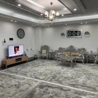 فروش تک واحدی نوساز تجهیز ۱۳۰ متری