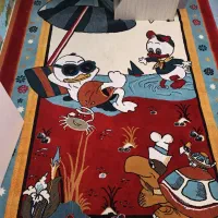 فرش ماشینی اتاق کودک کم کارکرده در حد نو