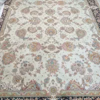 فرش ۹ متری ۷۰۰ شانه طرح افشان