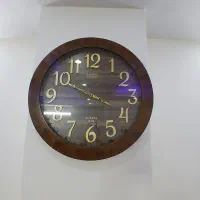 ساعت دیواری