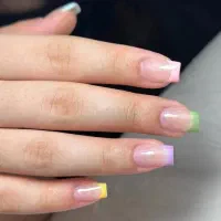 خدمات کاشت ناخن با بهترین کیفیت و متریال|خدمات آرایشگری و زیبایی|اردبیل, |دیوار