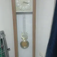 ساعت ایستاده چوبی