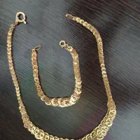 گردنبند و دستبند
