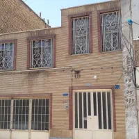 فروش ملک مسکونی مستقل در پل برق اراک