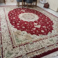 قالی ماشینی قرمز کرم ۱۲ متری