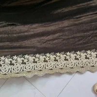 یک جفت کناره یا والان پرده مخمل قهوه ای لبه گلدوزی