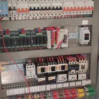 مهندس و برقکار صنعتی