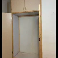 کمد دیواری سالم و تمیز و مقاوم