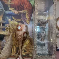 ویترین برنز اصل رنگ ثابت