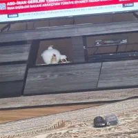 میز تلویزیون در حد نو