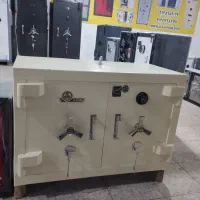 گاوصندوق ارتفاع 80عرض 120مخصوص صرافی|ابزارآلات|یزد, |دیوار