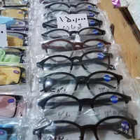 عینک مطالعه بلوکات و معمولی|زیورآلات و اکسسوری|گمیشان, |دیوار