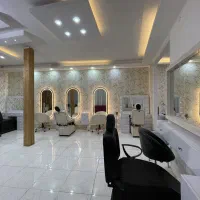 جذب نیرو در آرایشگاه زنانه