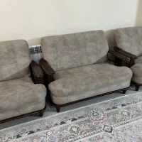 مبل راحتی چهارنفره شرکتی برگ سبز در حد نو|مبلمان خانگی و میز عسلی|پاکدشت, پاکدشت (مامازند)|دیوار