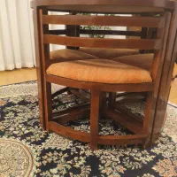 میز غذاخوری ۴ نفره گرد کم جا|میز و صندلی غذاخوری|یزد, |دیوار