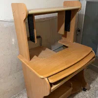 میز تحریر و میز کامپیوتر و لپ تاپ