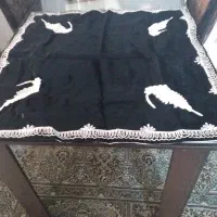رومیزی مخمل مشکی قدیمی  وبافت پارچه سالم|پرده، رانر، رومیزی|کرج, کرج نو|دیوار