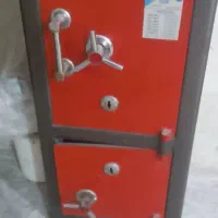 گاو صندوق در حد نو
