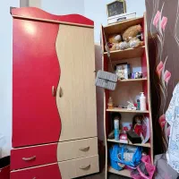 کمد و کتابخانه